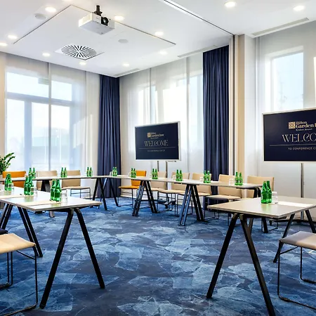 Hilton Garden Inn Krakow Airport-2